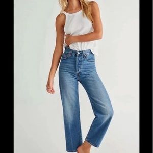 Levis Ribcage Staight Jeans